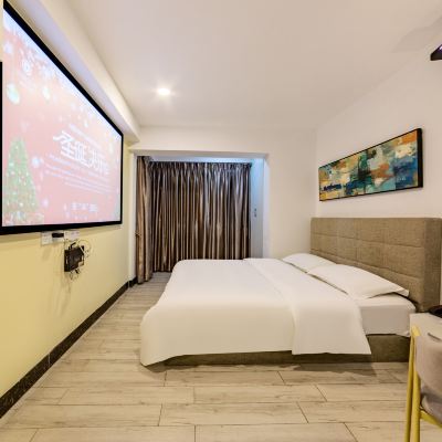 浪漫影音房（巨幕投影+環繞影音） inhouse公寓（廣州崗頂地鐵站店）優惠