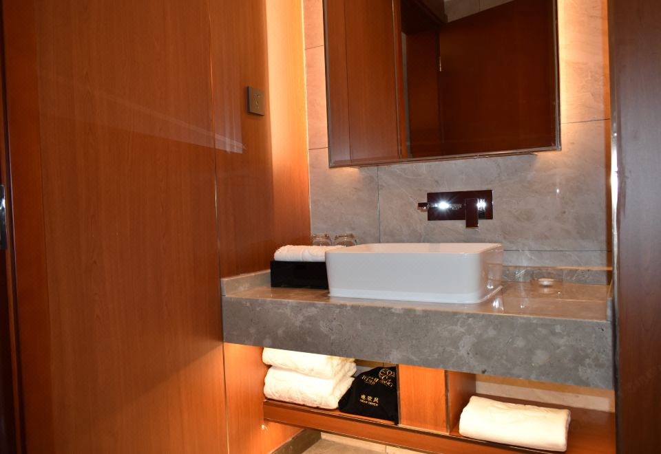 Beijing Rishengchang HotelSelected Queen Room