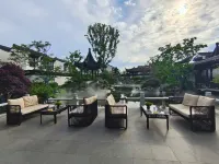 Huangshan Taoli Homestay (Xi Xi Nan Ancient Villages) Hotels in 