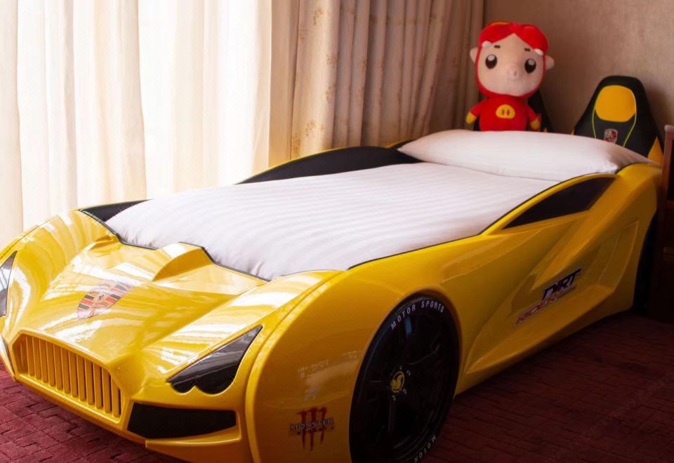 酷芽猪猪侠亲子家庭房