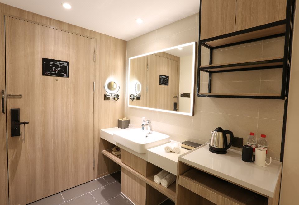 Atour Light (Harbin Central Street)Cozy Standard Room