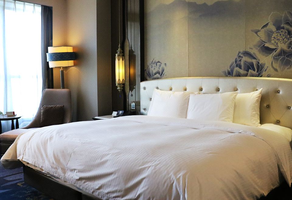 豪华大床房（尊享空间+深睡床垫+独立衞浴 ）