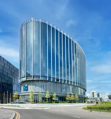 Regala Skycity Hotel by Regal Hotels Hotele w: 