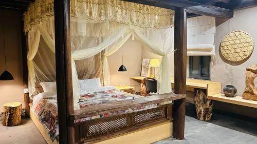 Old house homestay