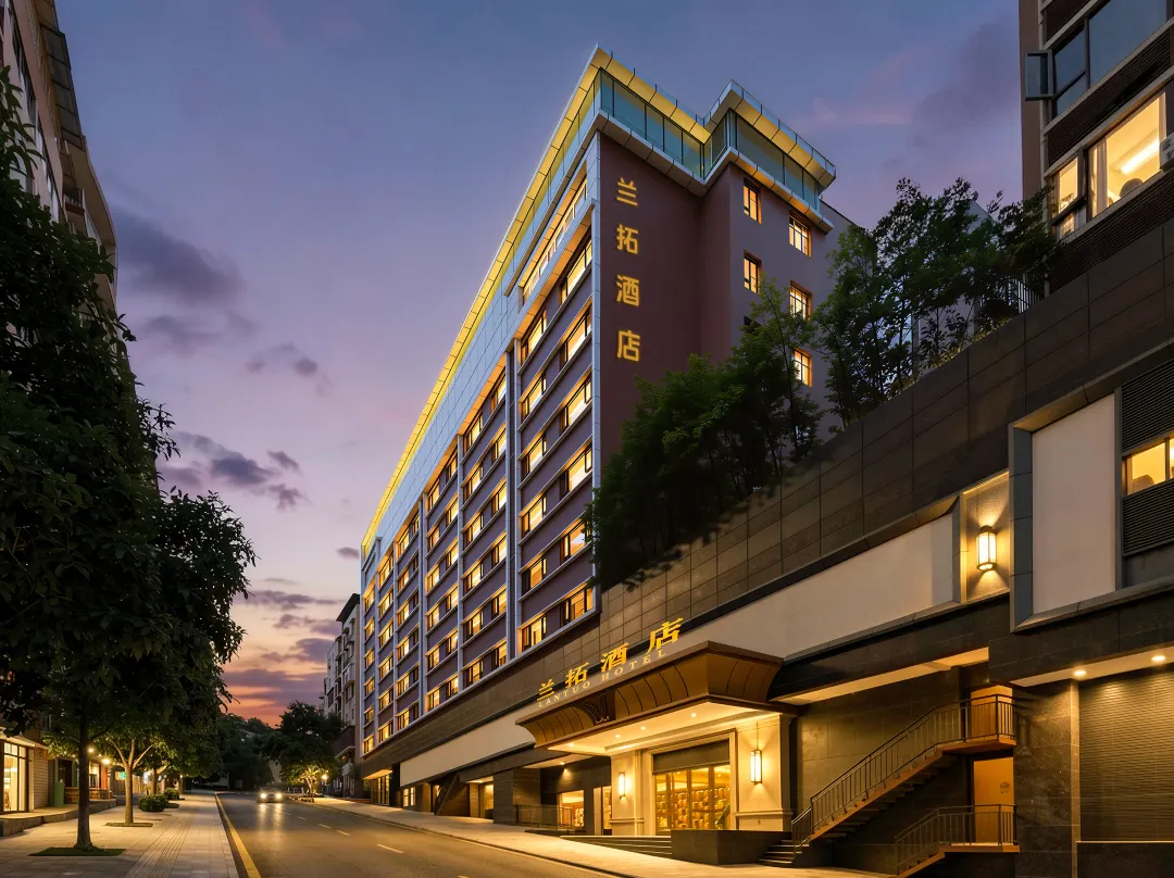 Lantuo Hotel (Dazhou Luofu Square Branch - Dazhou