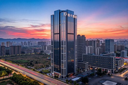 Orange Hotel
