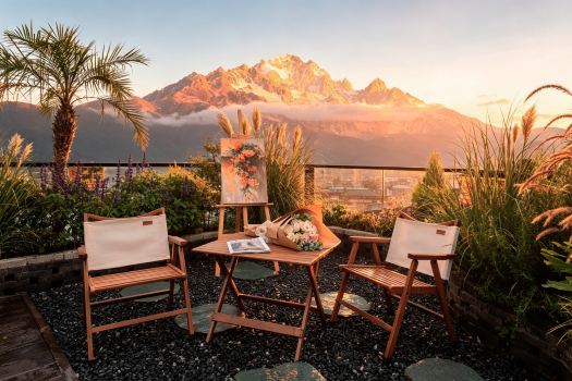 QianMan ·Vista Snow-View Panoramic Cloud Art Garden Homestay