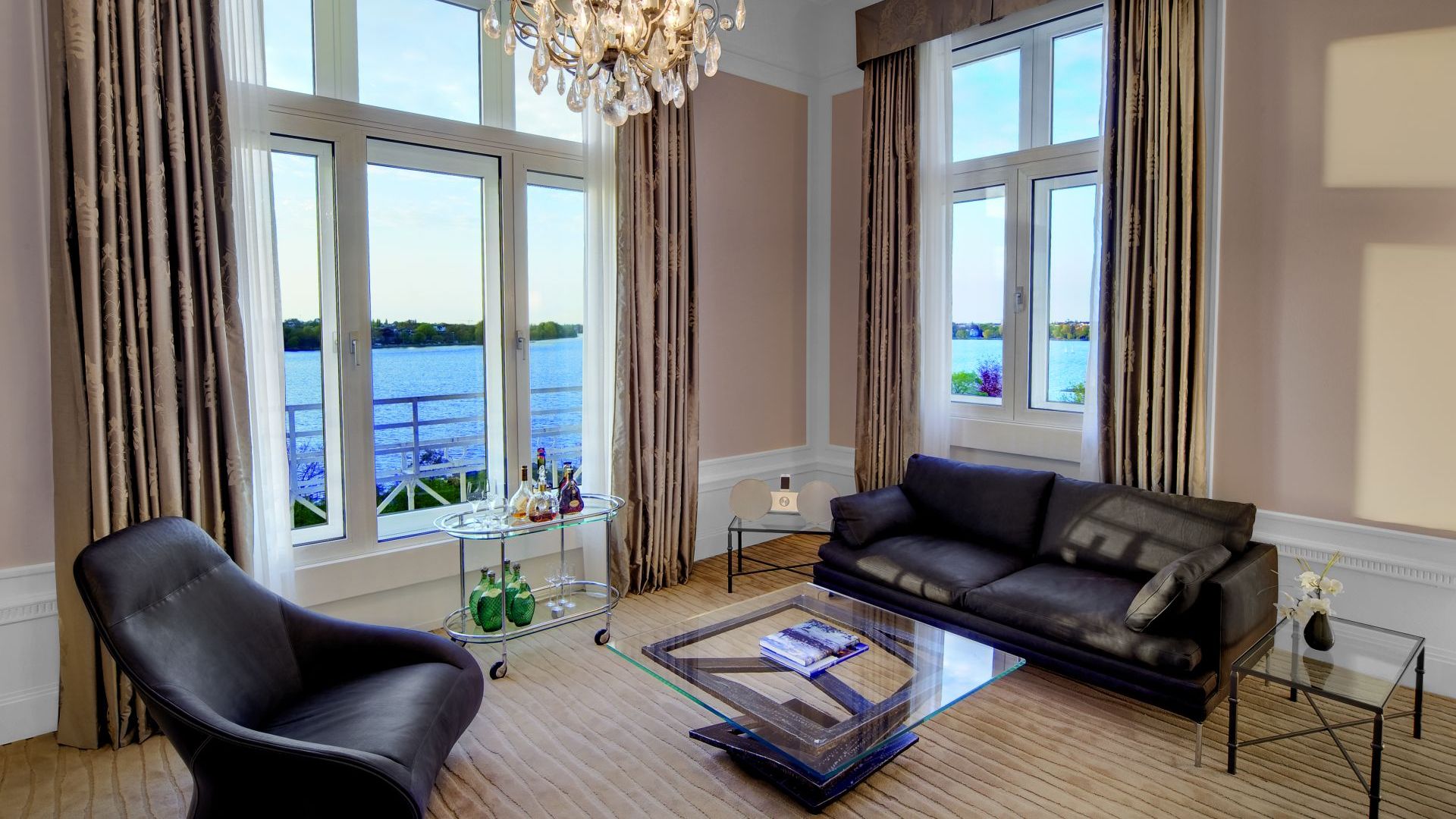 豪华套房, 1 卧室套房, 2 张单人床, 湖泊景观