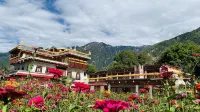 Danba yunshangzangjia Resdrt Hotel