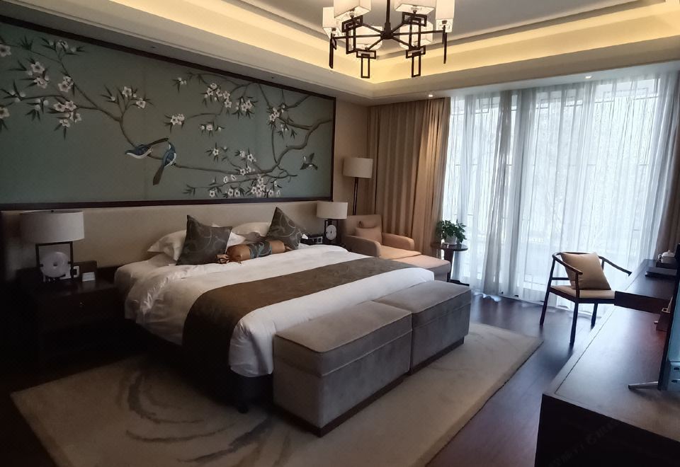 遐景六居庭院房