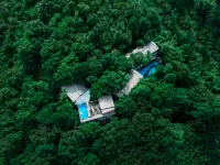 Huangguoshu Shengpin Cloud Stone Village B&B فنادق في جَن نينغ