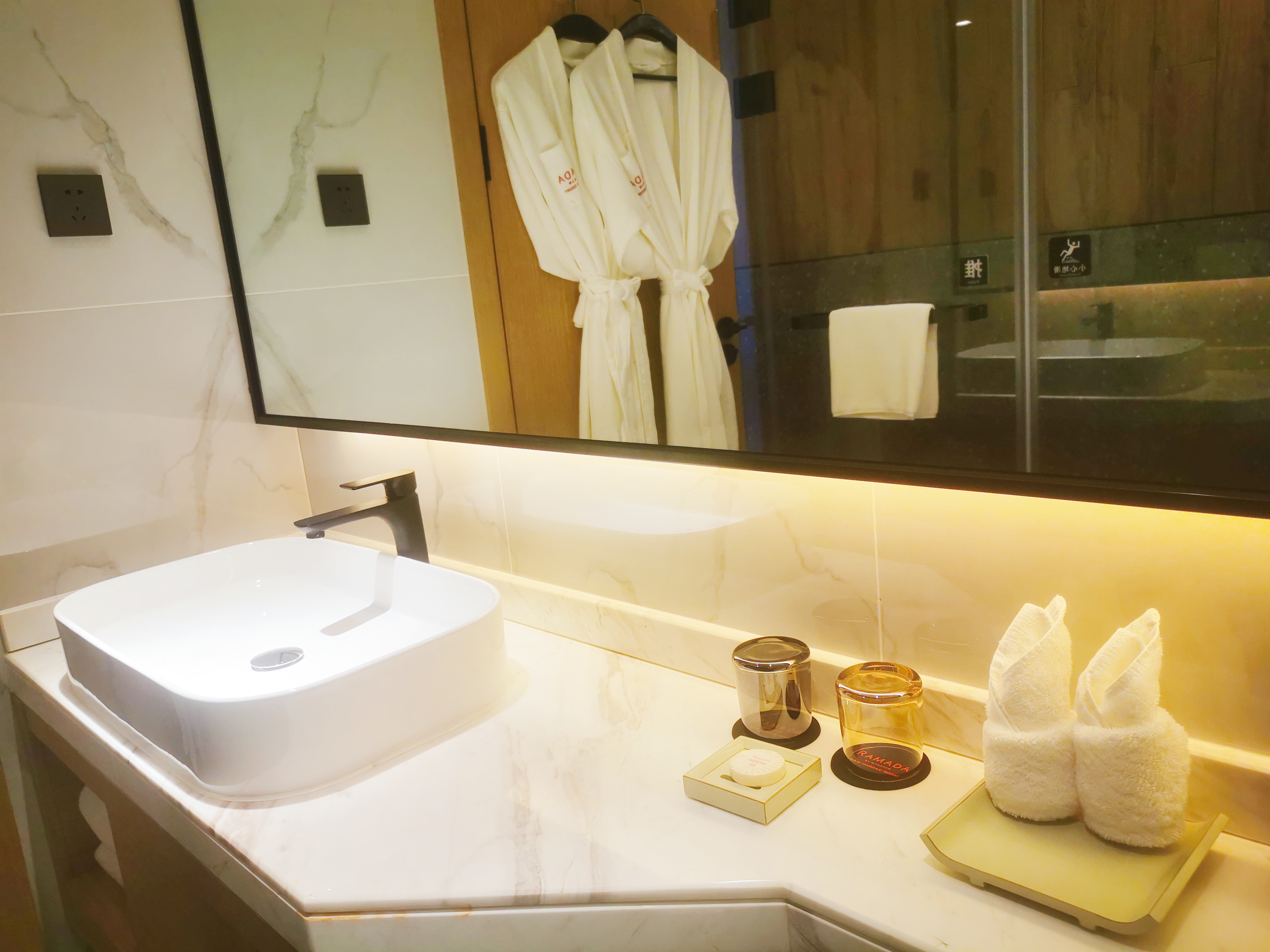 揽月?雅致双床房『舒睡零压床垫+乾湿分离』