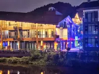 Mingyueshan Tangchi Hot Spring Hotel Hotels in 