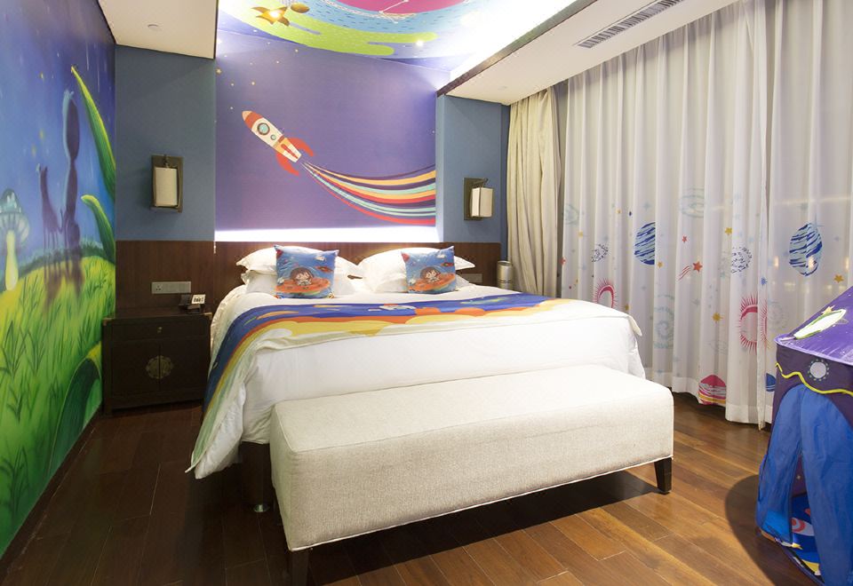 太空主題親子套房