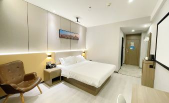 Home Inn Huaxuan Hotel (Hangzhou Linping North Street Pedestrian Street Branch)