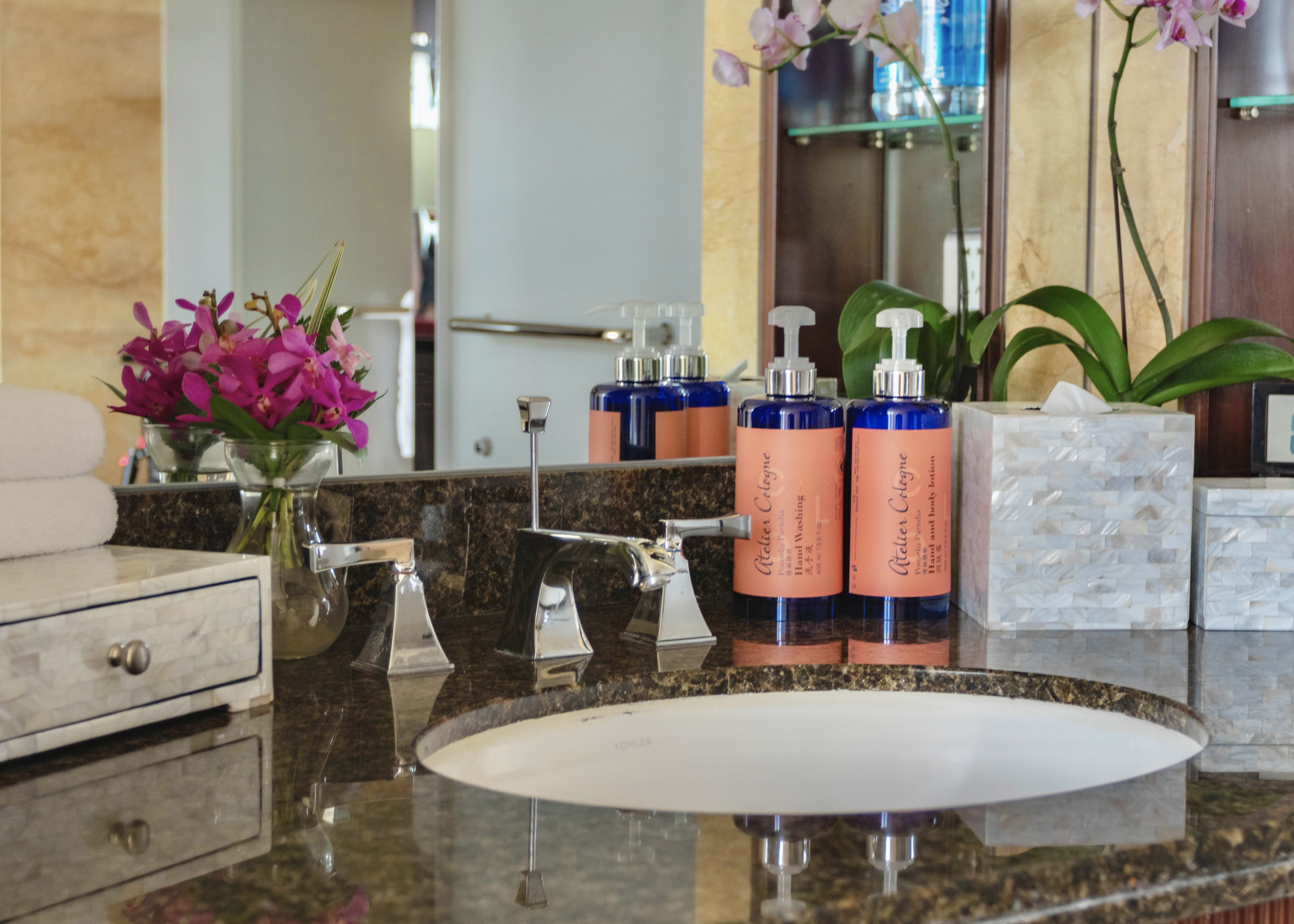 尊贵城景大床房