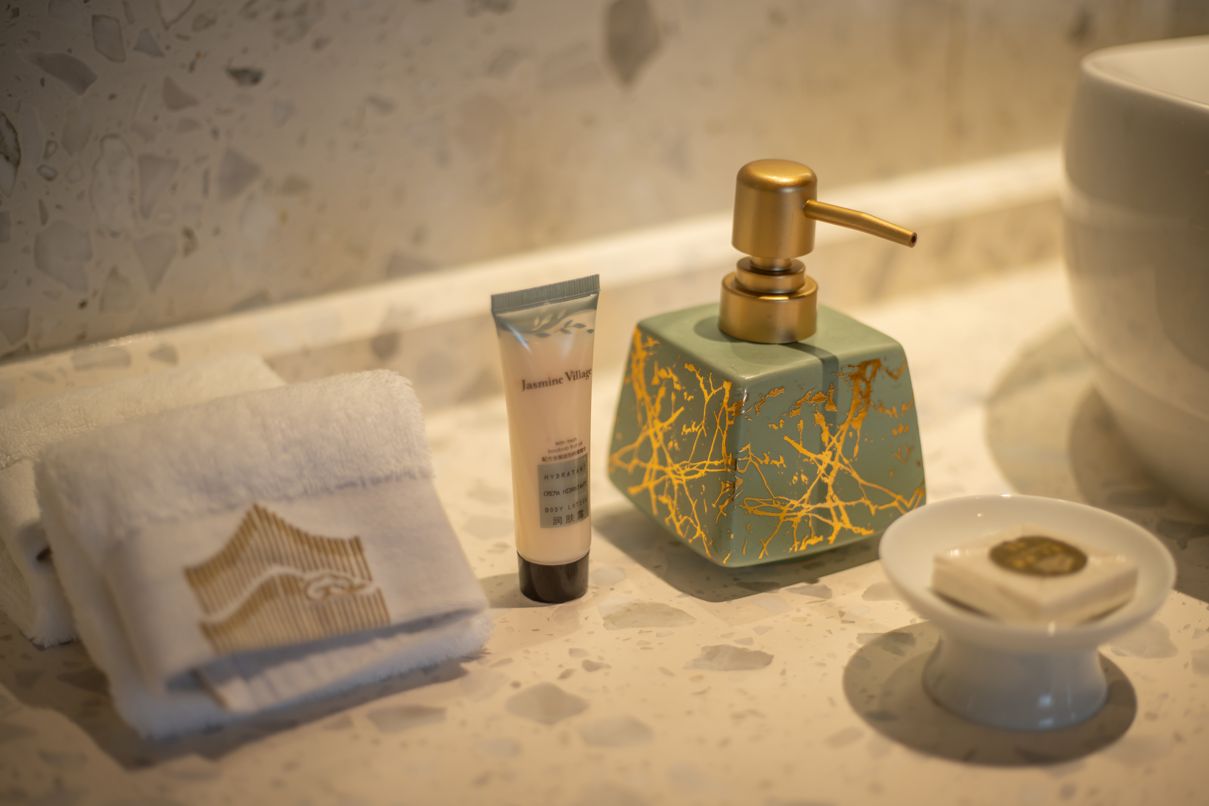 玉石-温馨亲子房（全屋智能+皮质沙发+高清影视+舒适好眠）