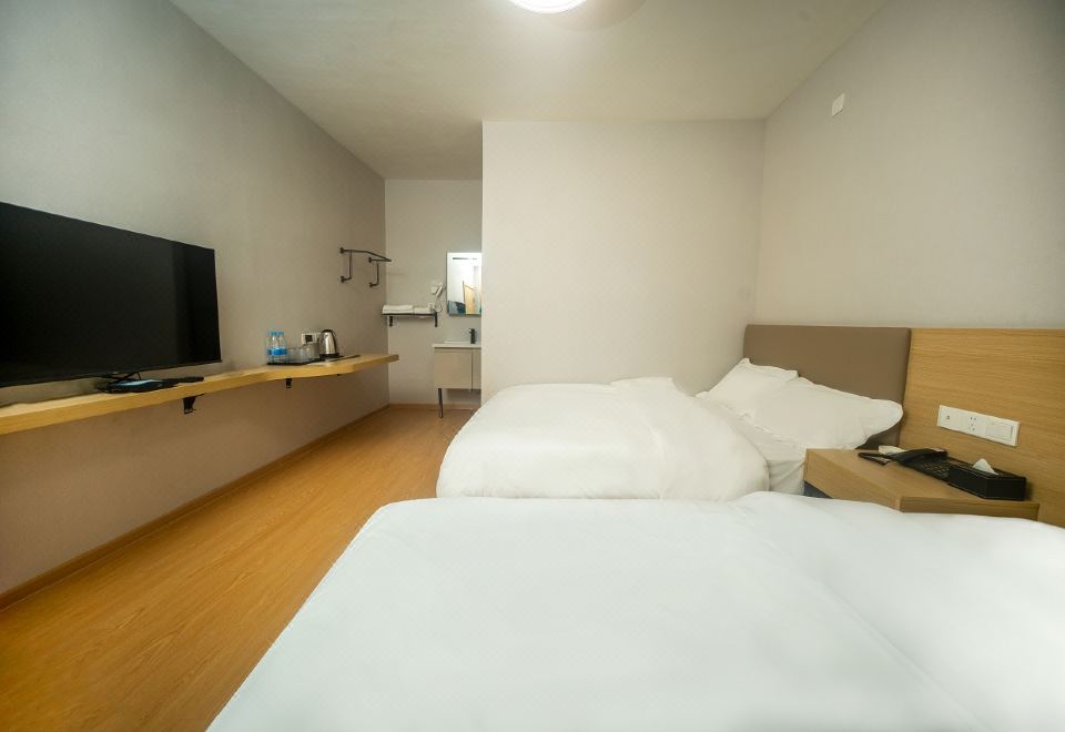 观山小院亲子房（平原冰川盛景）