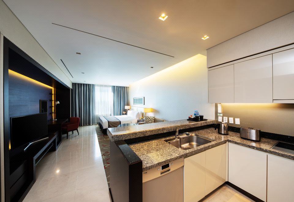 尊貴特大床一室房