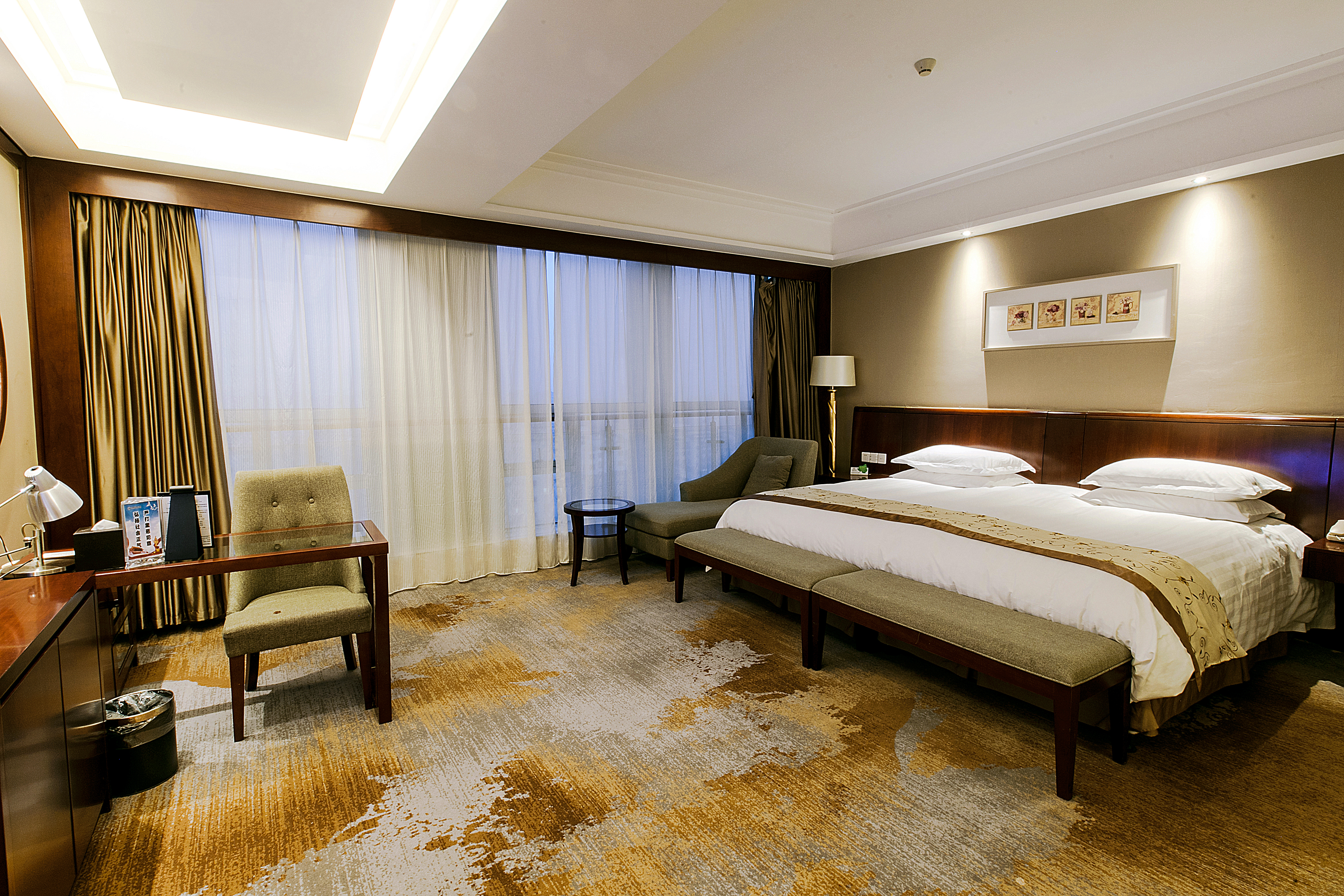 智能行政大床房