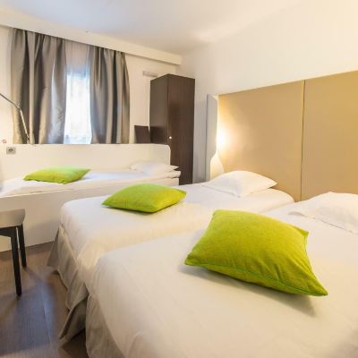 Triple Room with Two Single Bed and Sofabed Mandarina Luxembourg Airport Hotel Promo Code