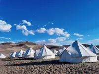 Dunhuang Fanting • Family Vacation Stargazing Homestay Hotels in 