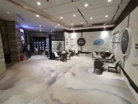 Boyue Apartment (Qingyuan Fogang Evergrande Yiquan Four Seasons)