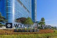 Wyndham Grand Yichang Riverside Hotels in 