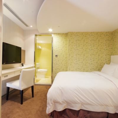 Standard Double Room No Window