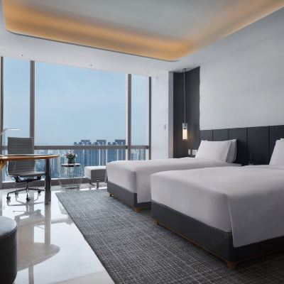 行政景觀雙床房【雲端俯瞰城市美景】 海口索菲特大酒店優惠