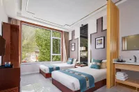 Floral Hotel ·Yesanpo Bailixia Xiu Xian Lou Hotel (Liujia Riverside Paradise Store)