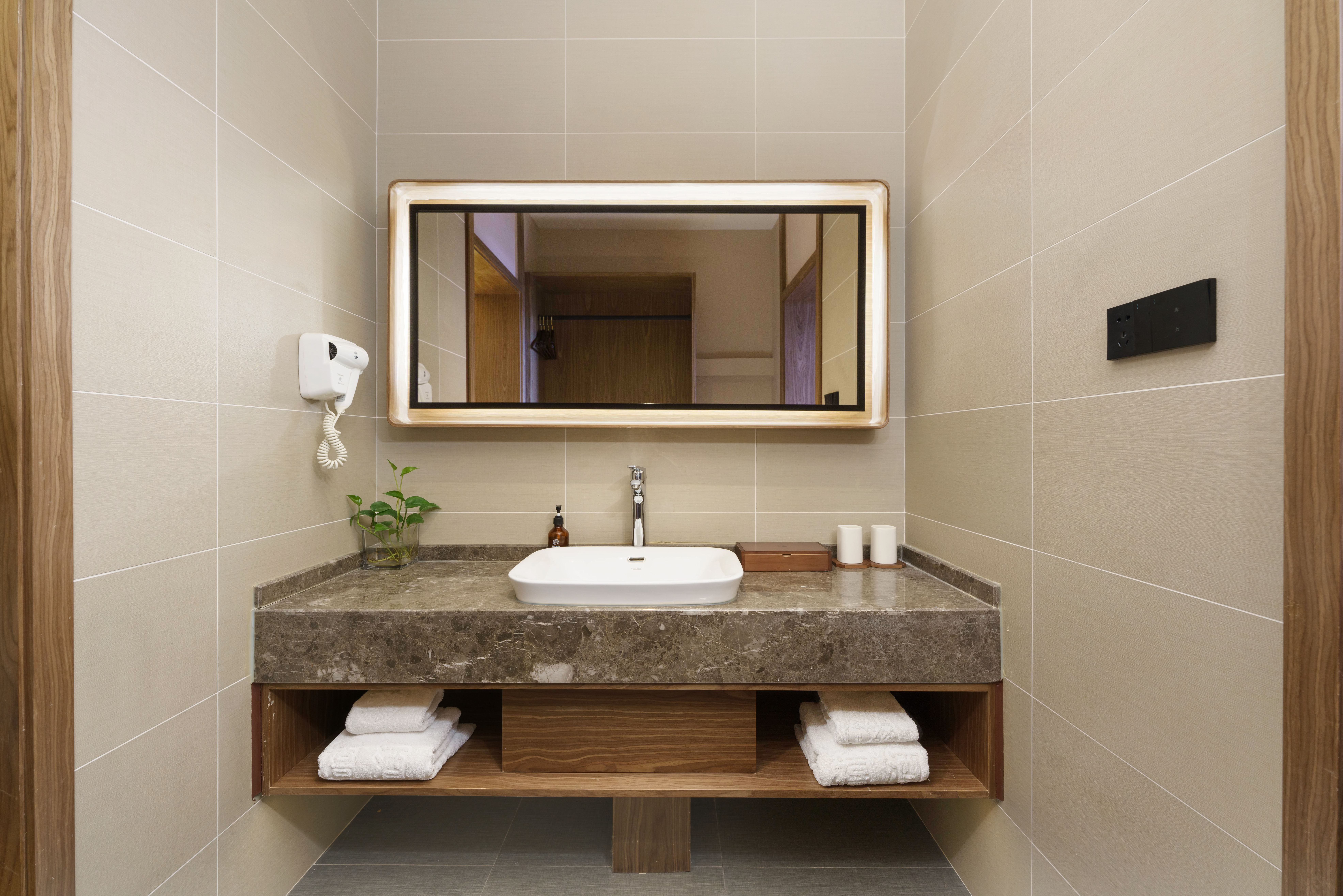 禧景·豪华双卧五人套房【决明子睡枕+乾湿分离+独立沙发】