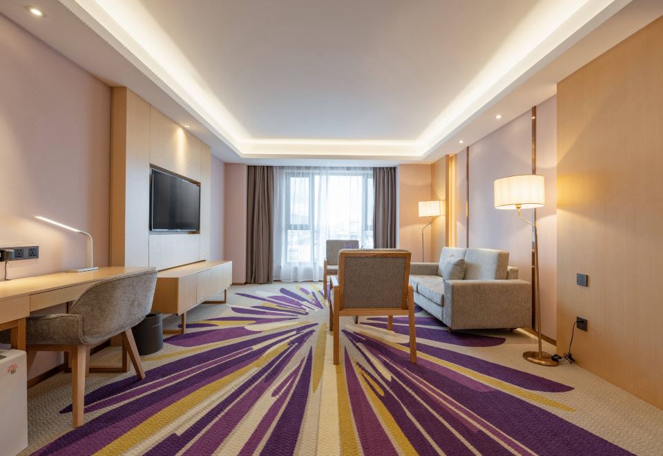 Business Smart Suite (Living Room, Fridge)