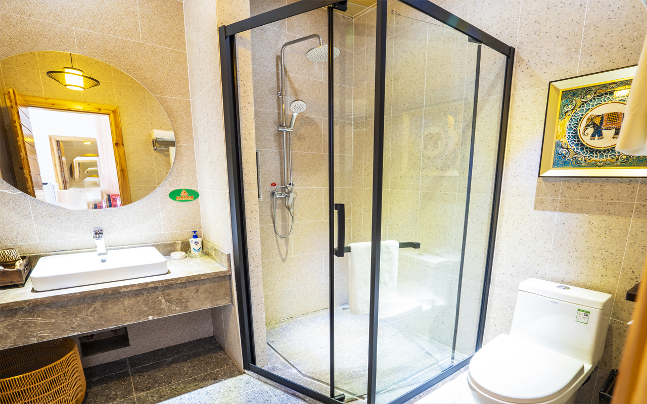 泰式猜那双床房