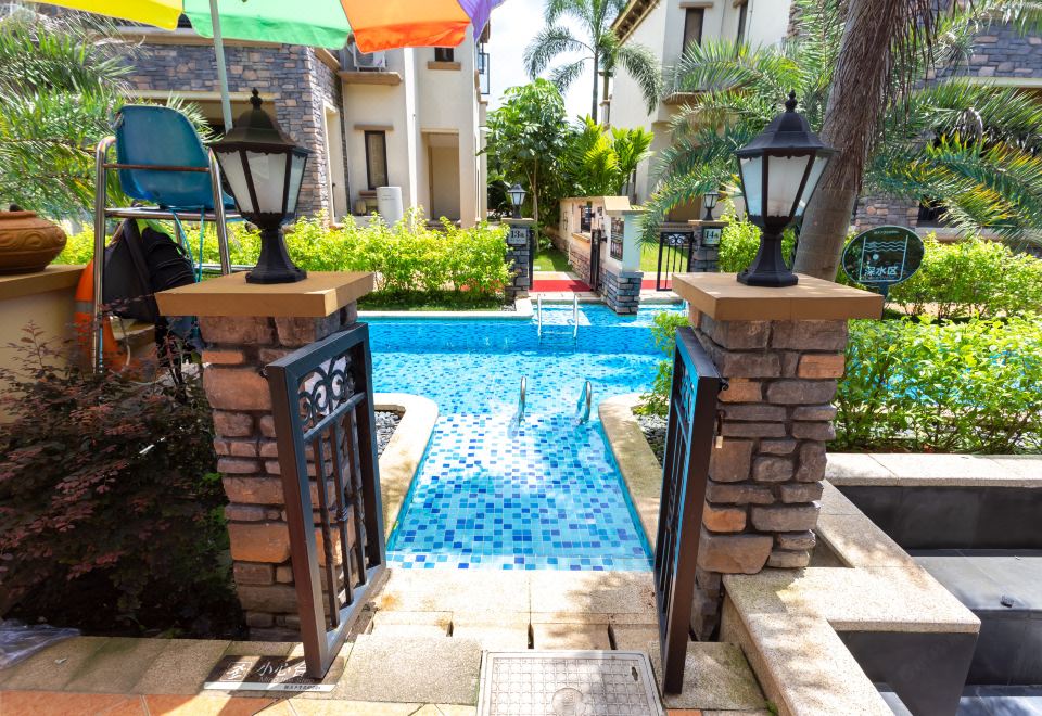 Yuetianxia Hot Spring HotelA Zone Hydrophilic Hot Spring Three Bedroom Villa