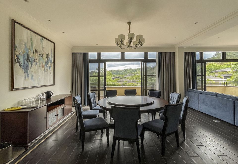 坡地五房別墅丨私家泡池&庭院