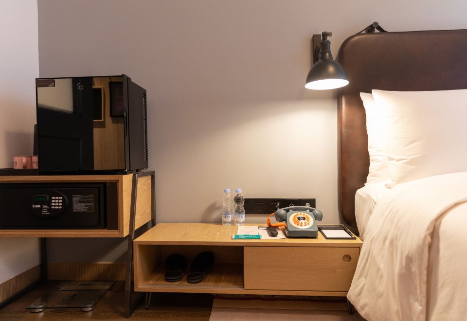 Moxy Shenzhen North StationStandard Twin Bed Room