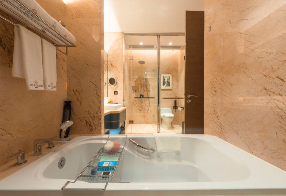 THE HORIZON HOTELDeluxe Room (2 Beds) (No Window)