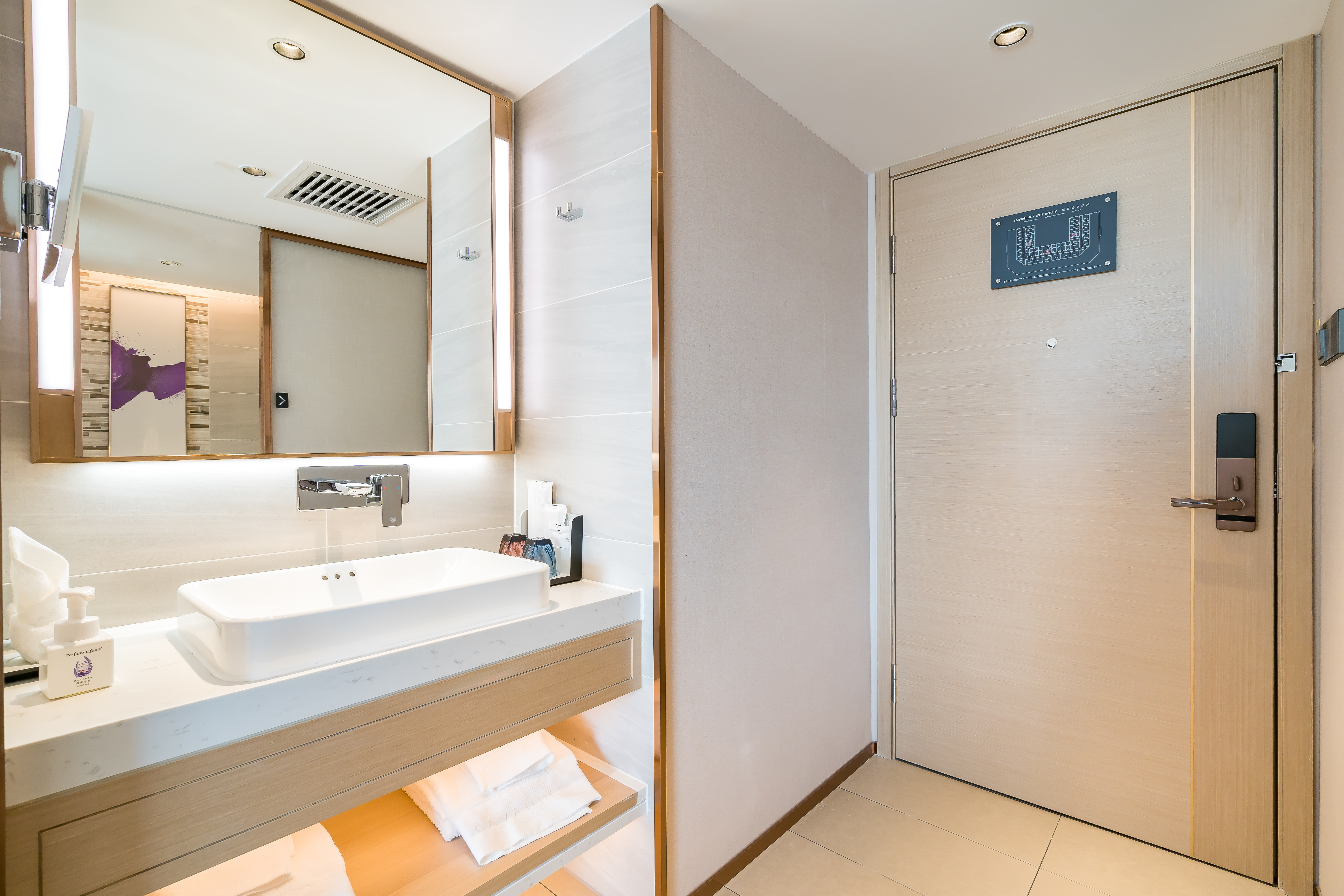 豪华大床房（均压床垫）