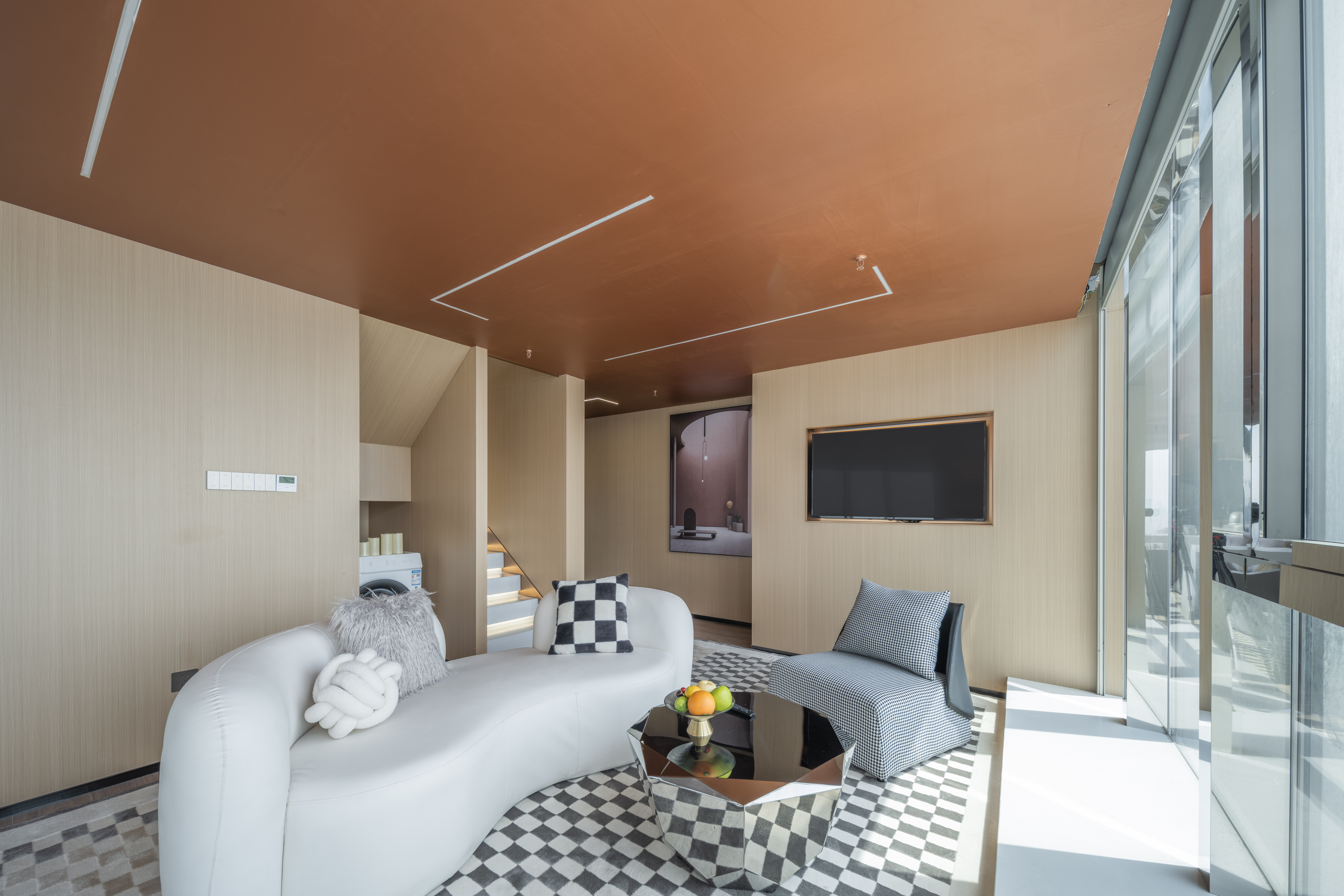 270度江景星空泳池跃层套房