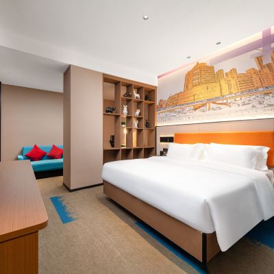 城景大床房 亞灣智享飯店（大朗店裡悅裡購物中心店）優惠