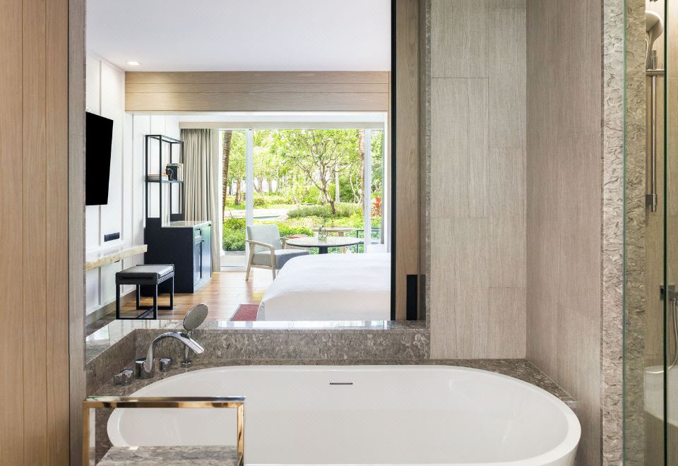 Hyatt Regency Hua HinKing Room With Pool Access