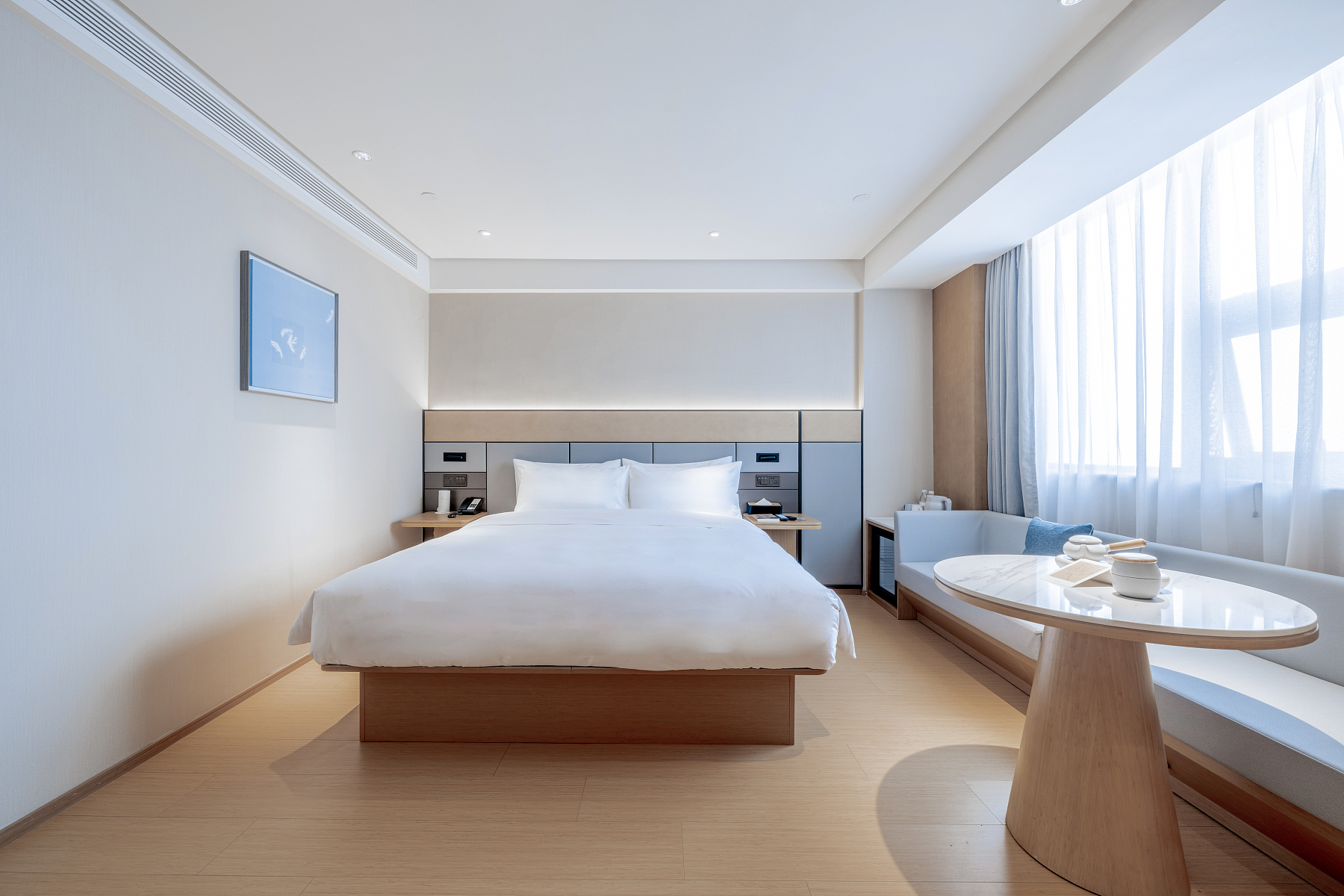 商务大床房（可投屏65寸电视+冰箱+金可儿床垫）