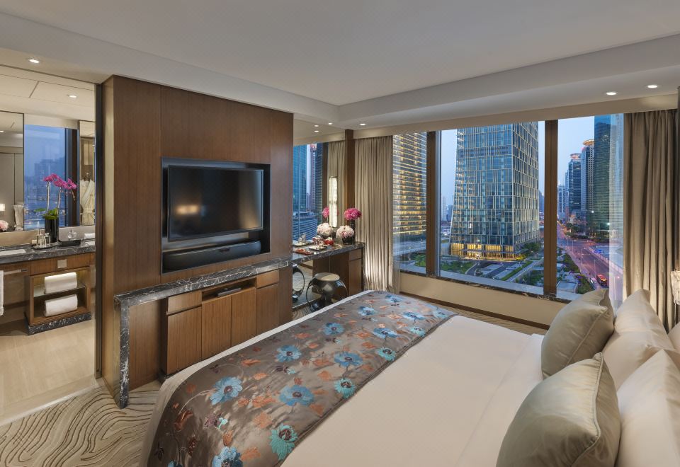Mandarin Oriental Pudong ShanghaiTwin Star Suite