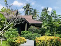 Khanom Beach Resort and Spa