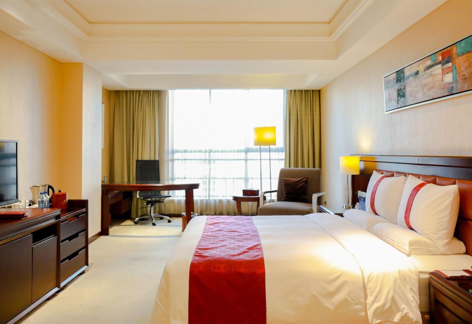 森林氧吧商务大床房