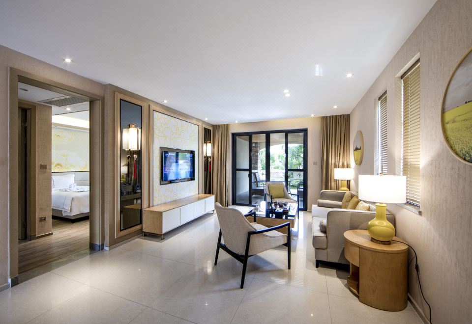 Yuetianxia Hot Spring HotelGarden Hot Spring Four Bedroom Villa