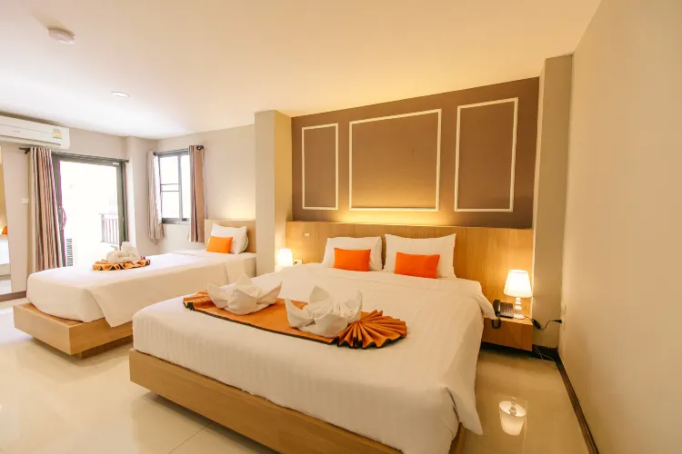 ห้องดีลักซ์ สำหรับสามท่าน 