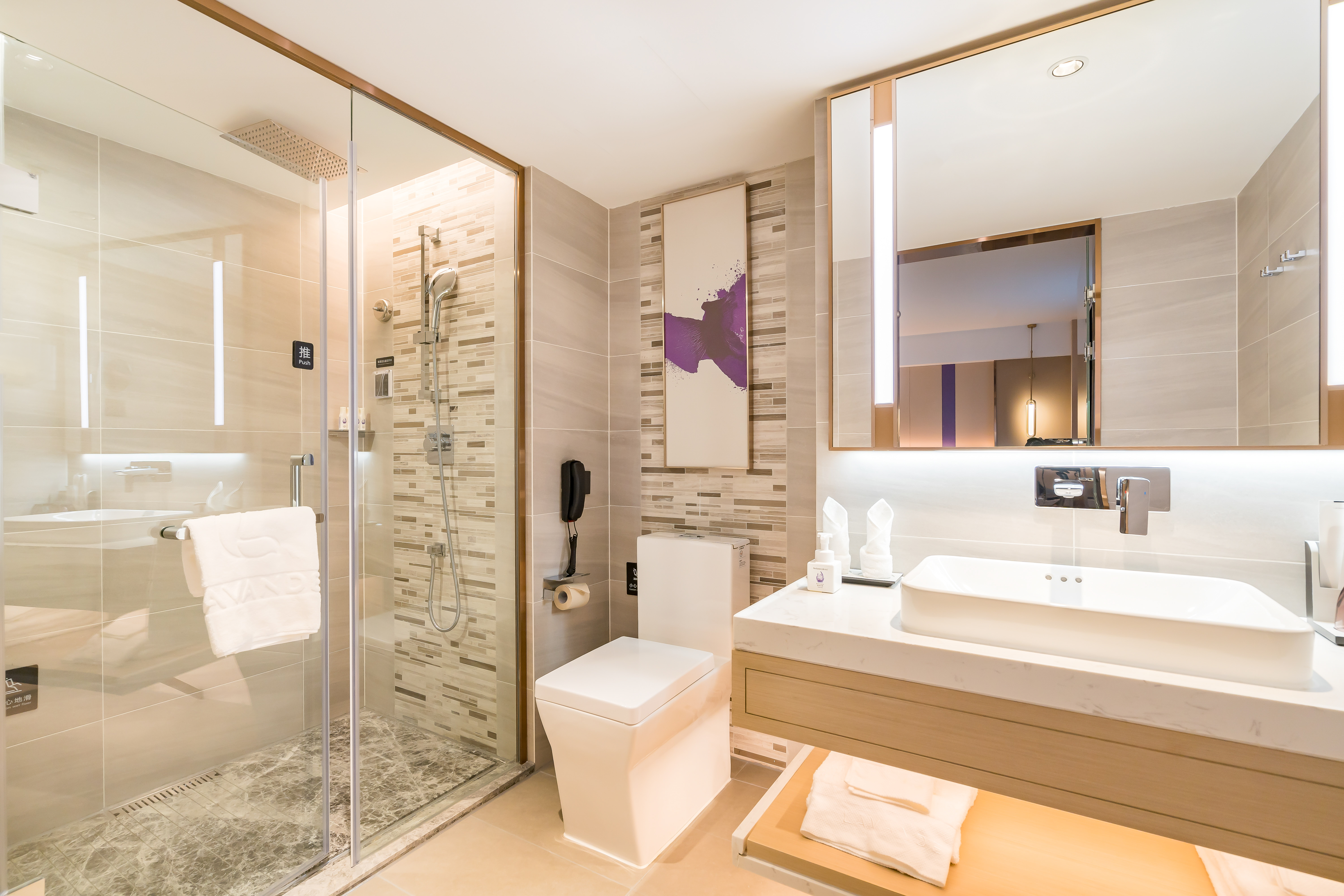 商务大床房（均压床垫）