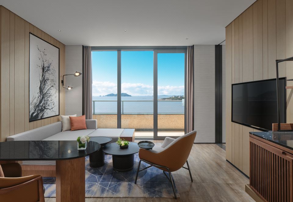 Sheraton Ningbo Xiangshan ResortDeluxe Ocean View Suite